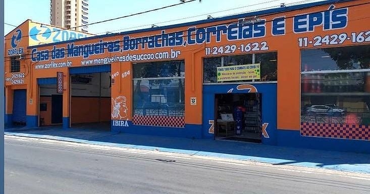 Fachada da Casa das Mangueiras, loja da Zorflex